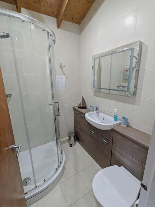 Harbour Haven: Spectacular Views Apartment Porthmadog Exterior photo